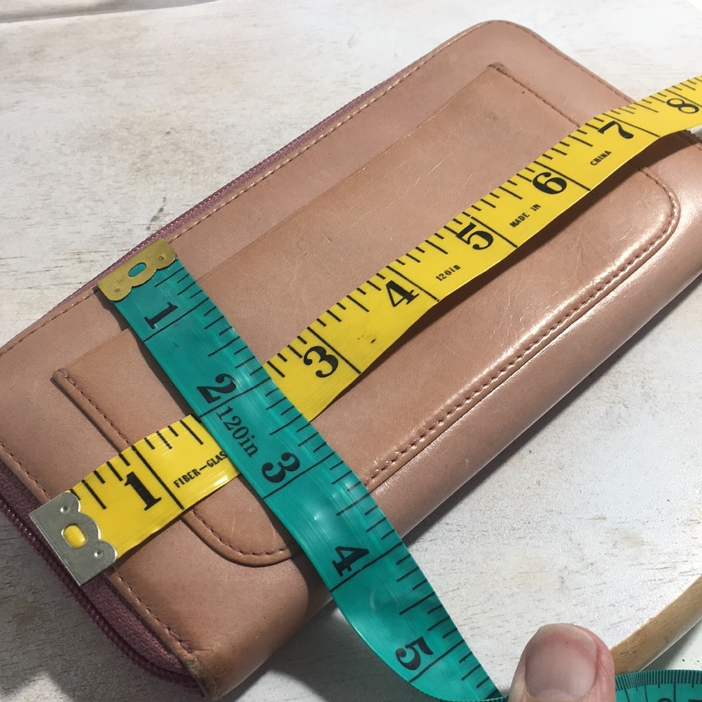 HOBO vintage leather zipper Clutch Wallet rose pink. - Picture 3 of 10